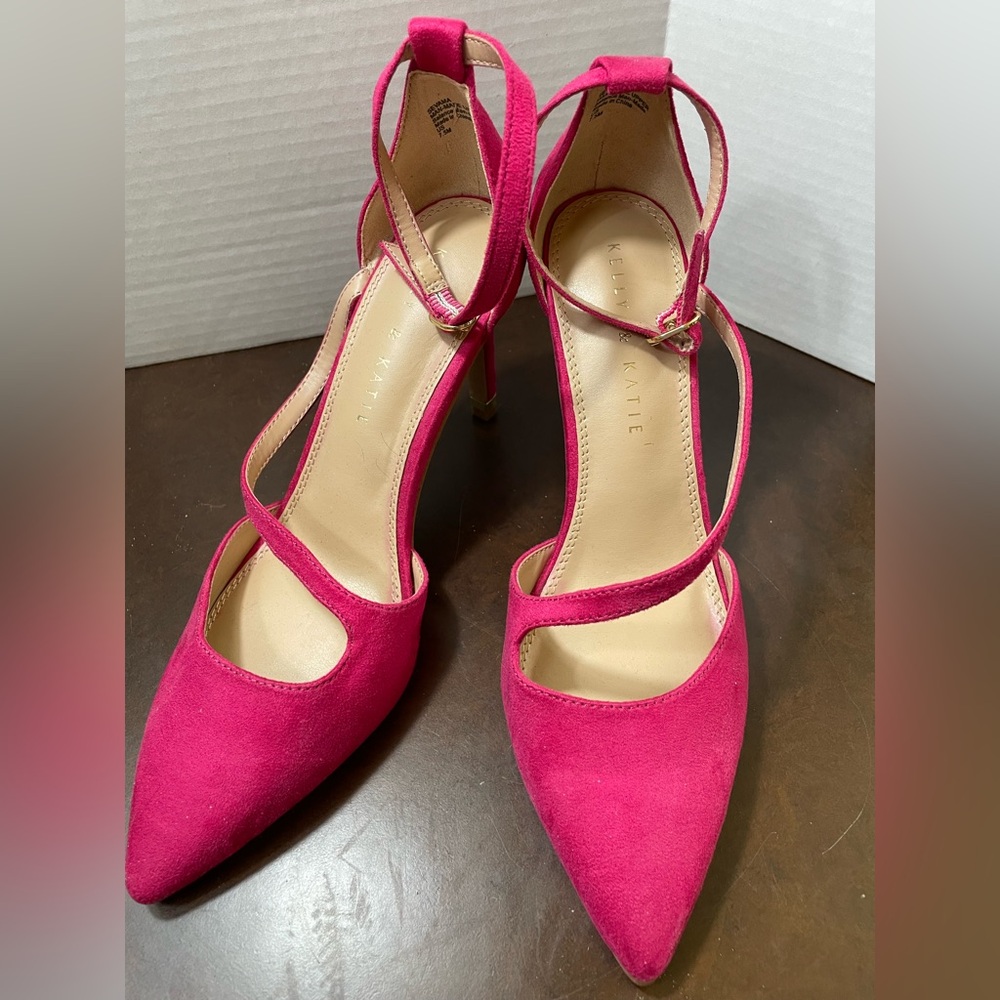 Sexy Kelly + Katie Hot Pink Suede Ankle Strap 4" Heels Sz 7.5 Gold Accents